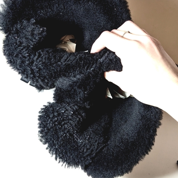 UGG Bailey Bow Tall II Boot Black Suede Size 10 - Picture 11 of 11